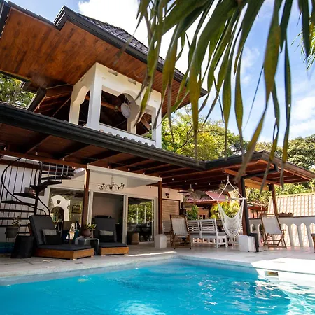 Casa Vitality Bed And Breakfast - Playa Guiones, Nosara - 4 Minute Walk To The Beach
