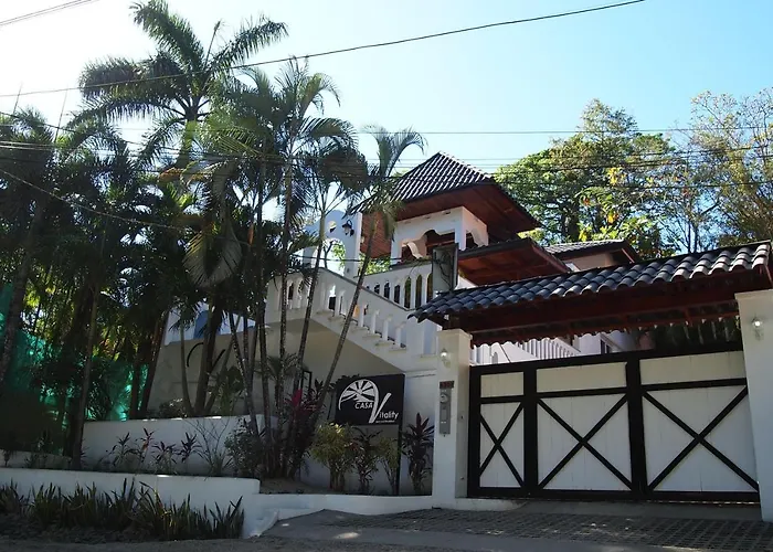 Bed & Breakfast Casa Vitality - Playa Guiones, - 4 Minute Walk To The 4*