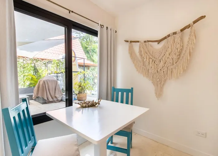 Casa Vitality - Playa Guiones, - 4 Minute Walk To The